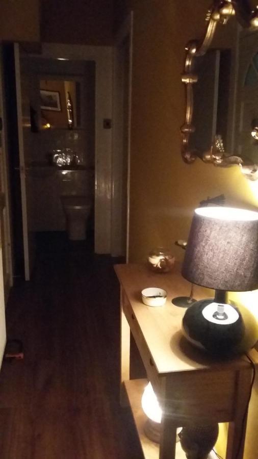 Edinburgh Two Bedroom Apartment With Free Side Street Parking 24 Hours المظهر الخارجي الصورة