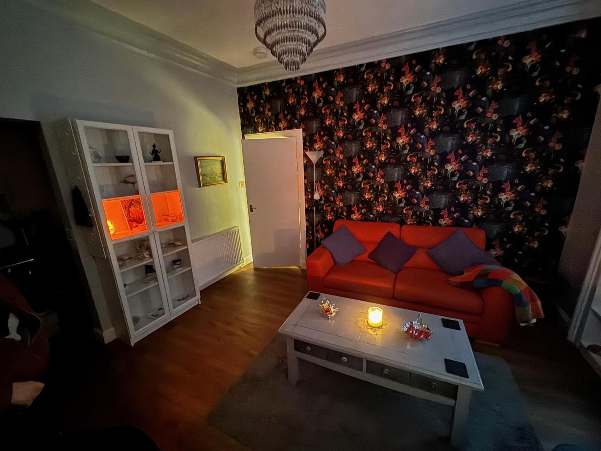Edinburgh Two Bedroom Apartment With Free Side Street Parking 24 Hours المظهر الخارجي الصورة
